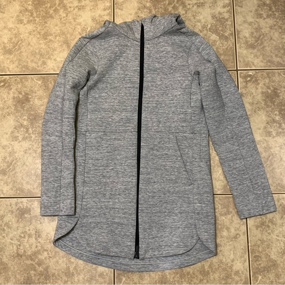 Lululemon Going Places Hooded Jacket
Heathered Space Dyed Medium Grey Size 4 - Picture 4 of 12